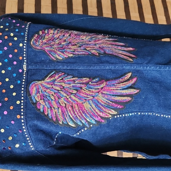 Custom made angel wing jean jacket - Picture 4 of 11